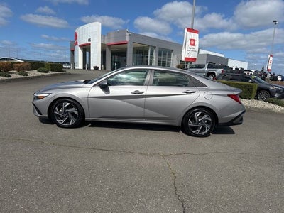2024 Hyundai Elantra Limited