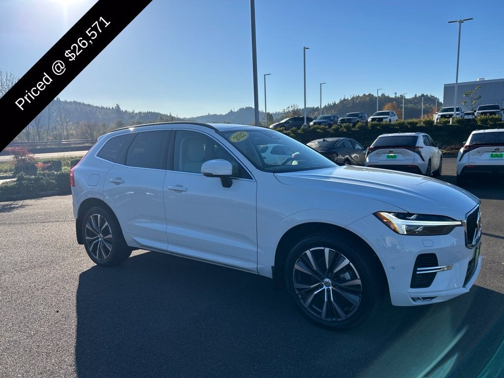 2022 Volvo XC60 B5 Momentum