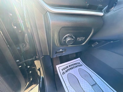 2025 Jeep Grand Cherokee L Laredo 4x4