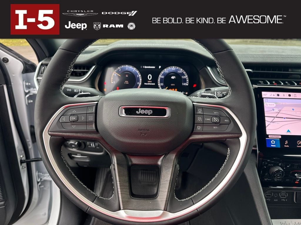 2025 Jeep Grand Cherokee GRAND CHEROKEE L LIMITED 4X4