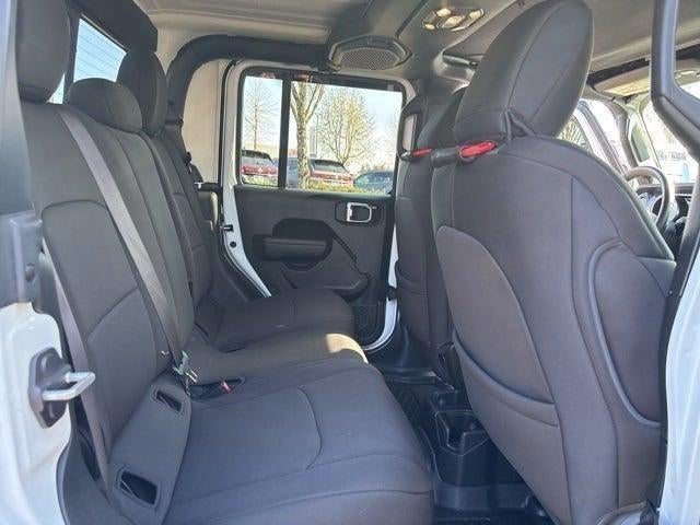 2022 Jeep Gladiator Altitude 4x4