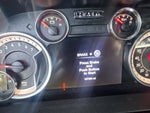 2017 RAM 1500 Laramie Crew Cab 4x2 6'4' Box