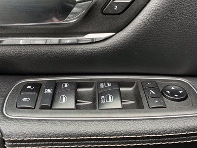 2021 RAM 1500 Laramie Crew Cab 4x4 5'7' Box