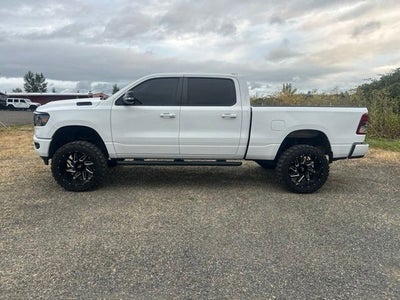 2022 RAM 1500 Big Horn Crew Cab 4x4 6'4' Box