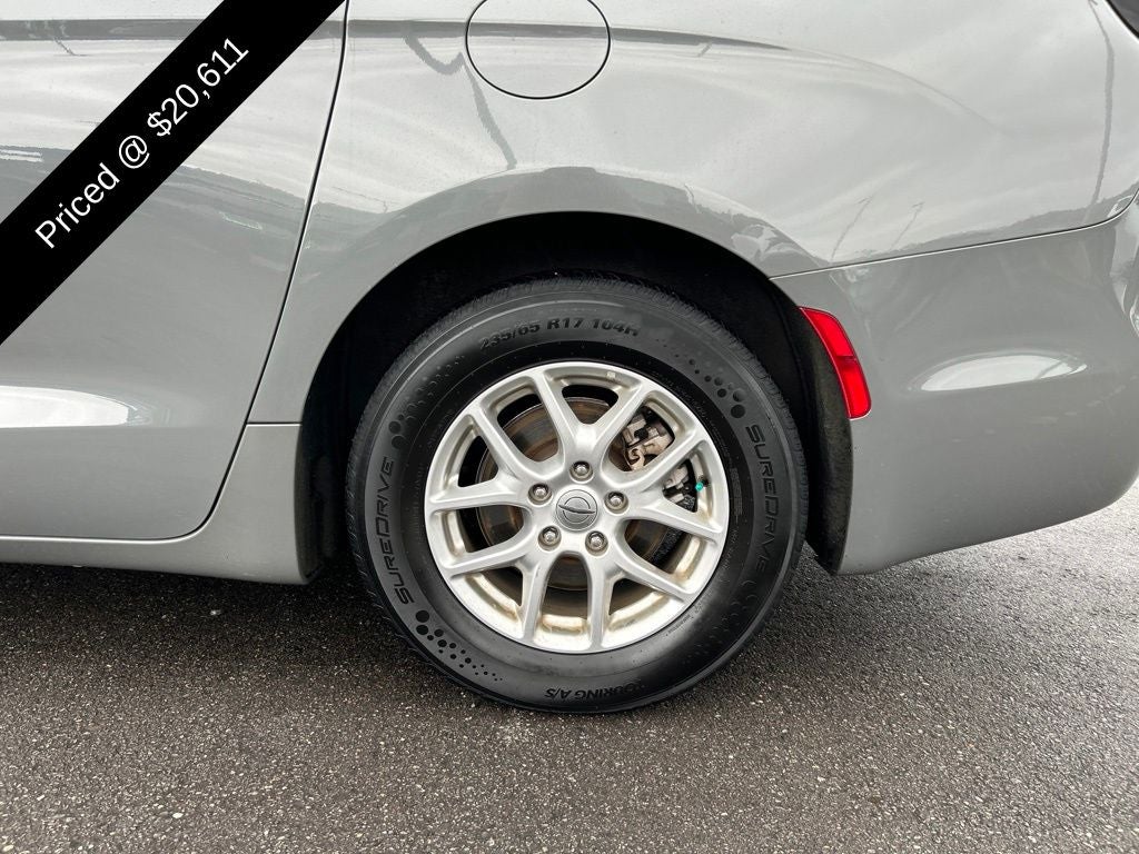 2022 Chrysler Pacifica Touring L