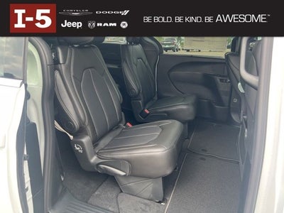 2026 Chrysler Pacifica PACIFICA SELECT AWD