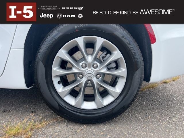 2026 Chrysler Pacifica PACIFICA SELECT AWD