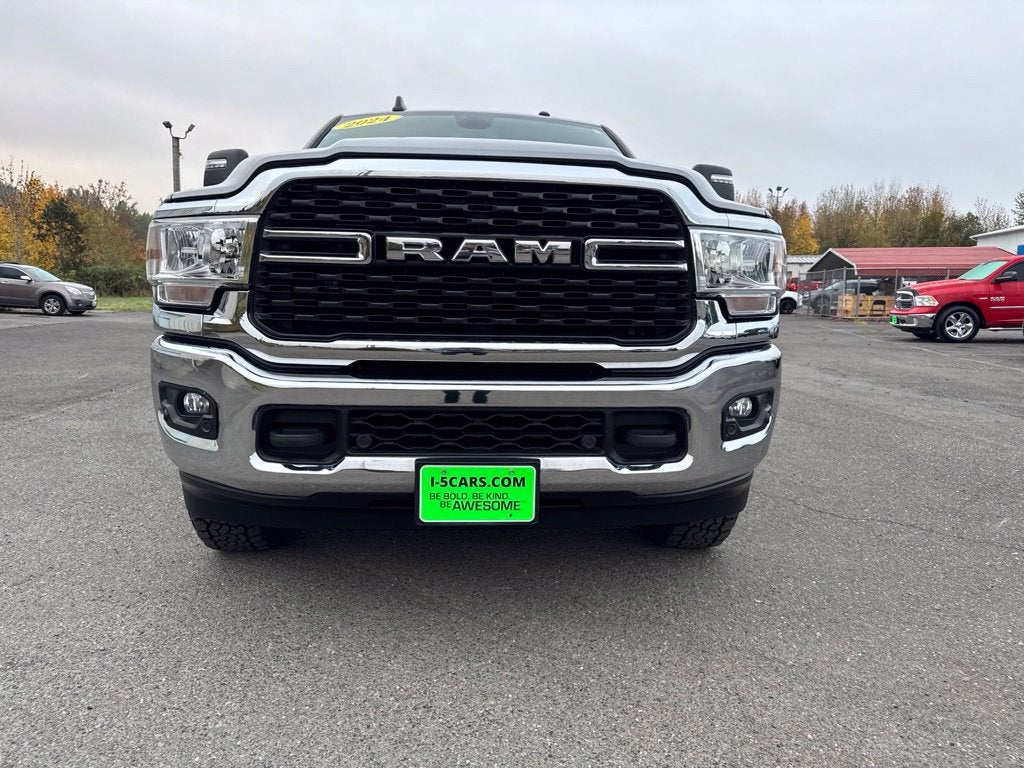 2024 RAM 3500 Big Horn Crew Cab 4x4 6'4' Box