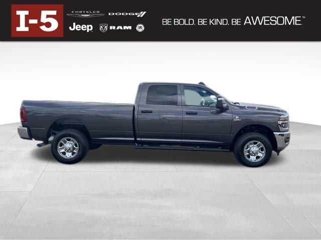 2025 RAM Ram 3500 RAM 3500 TRADESMAN CREW CAB 4X4 8' BOX