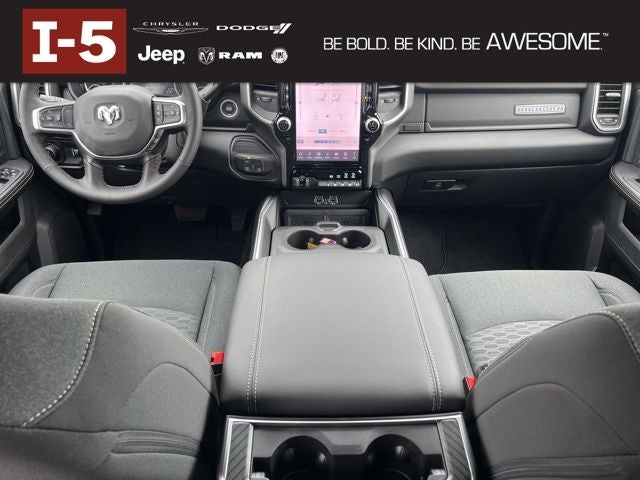 2025 RAM Ram 3500 RAM 3500 BIG HORN CREW CAB 4X4 8' BOX