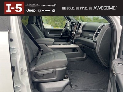 2025 RAM Ram 3500 RAM 3500 BIG HORN CREW CAB 4X4 8' BOX