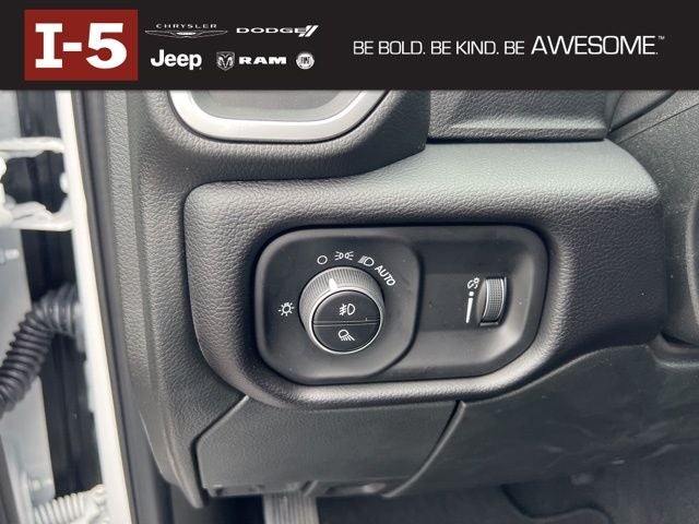 2025 RAM Ram 3500 RAM 3500 BIG HORN CREW CAB 4X4 8' BOX