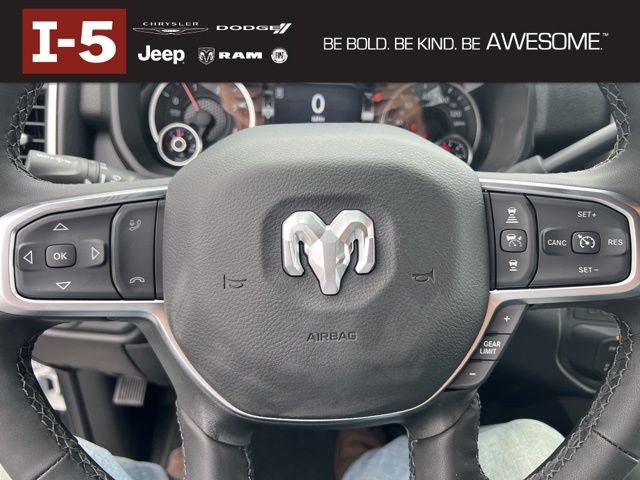 2025 RAM Ram 3500 RAM 3500 BIG HORN CREW CAB 4X4 8' BOX