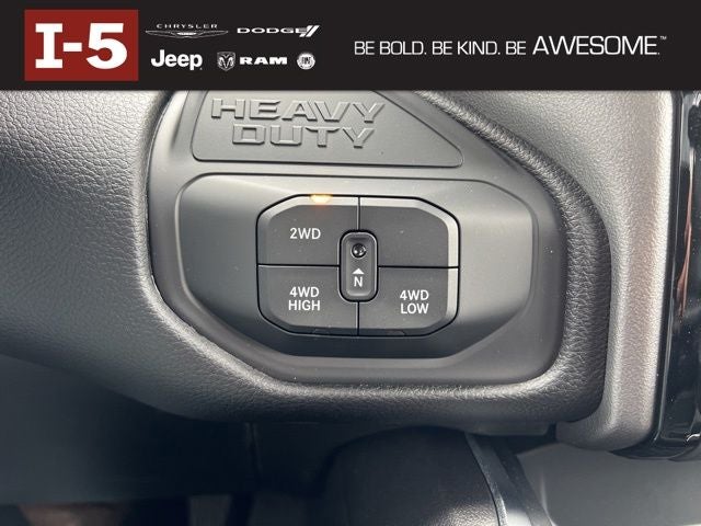 2025 RAM Ram 3500 RAM 3500 BIG HORN CREW CAB 4X4 8' BOX