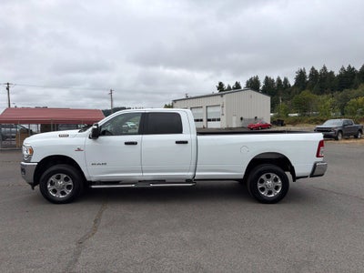 2024 RAM 3500 Big Horn Crew Cab 4x4 8' Box