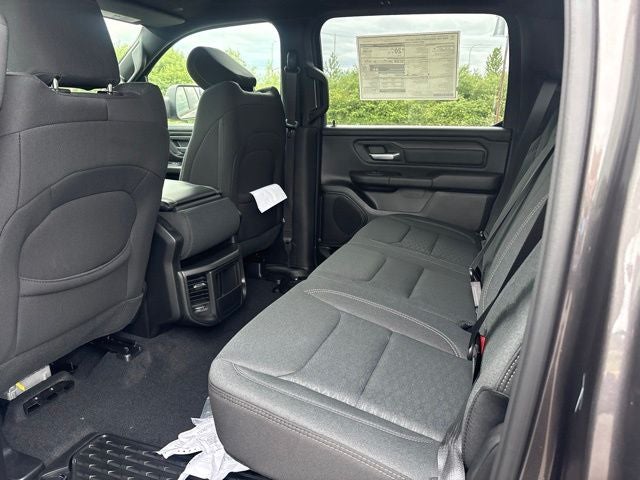 2026 RAM Ram 1500 RAM 1500 TRADESMAN CREW CAB 4X4 5'7' BOX