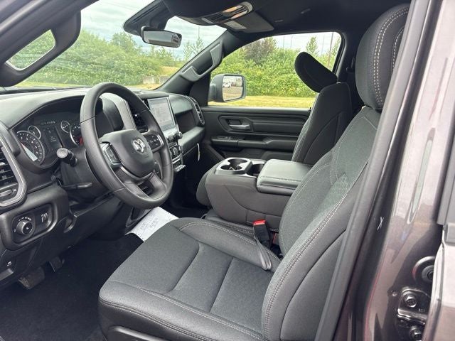 2026 RAM Ram 1500 RAM 1500 TRADESMAN CREW CAB 4X4 5'7' BOX