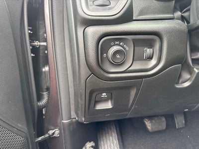 2026 RAM Ram 1500 RAM 1500 TRADESMAN CREW CAB 4X4 5'7' BOX