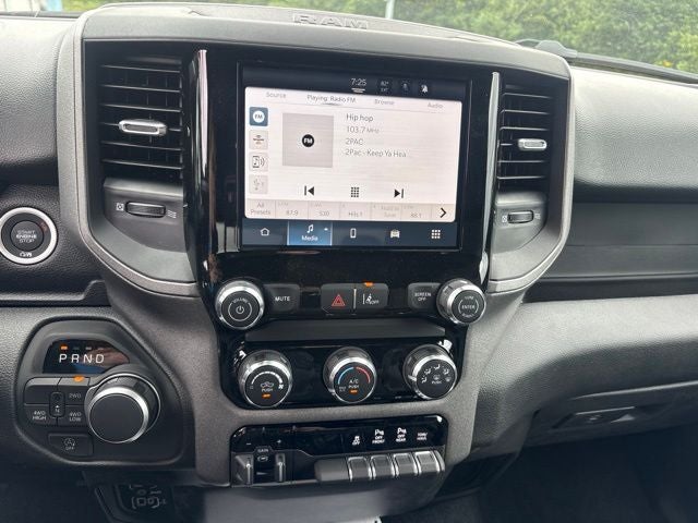 2026 RAM Ram 1500 RAM 1500 TRADESMAN CREW CAB 4X4 5'7' BOX