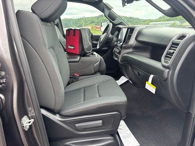 2026 RAM Ram 1500 RAM 1500 TRADESMAN CREW CAB 4X4 5'7' BOX