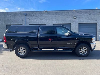 2019 RAM 2500 Laramie Crew Cab 4x4 6'4' Box