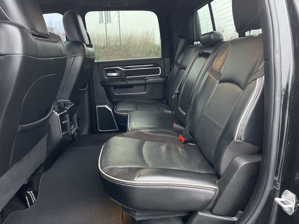 2019 RAM 2500 Laramie Crew Cab 4x4 6'4' Box