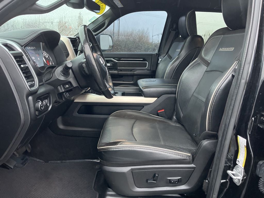 2019 RAM 2500 Laramie Crew Cab 4x4 6'4' Box