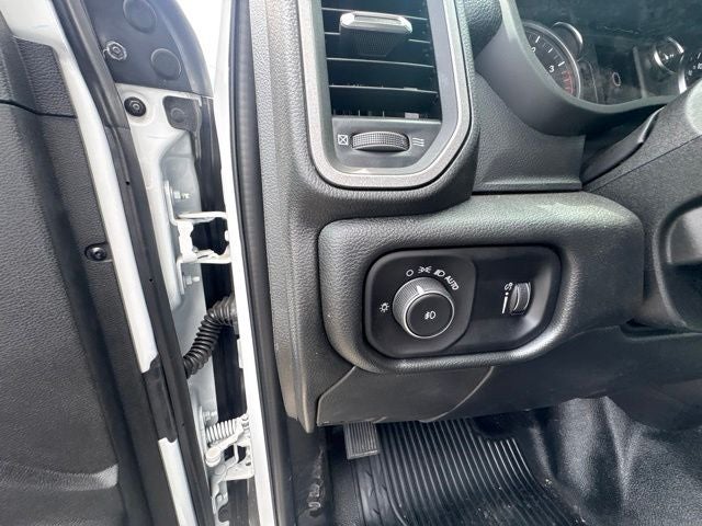 2026 RAM Ram 3500 Chassis Cab RAM 3500 TRADESMAN CREW CAB CHASSIS 4X4 60' CA