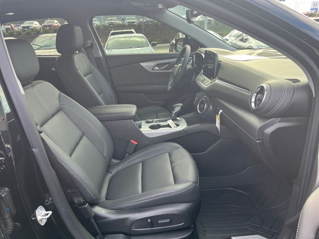 2025 Chevrolet Blazer AWD 3LT
