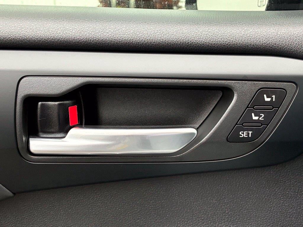 2023 Toyota Highlander Hybrid Hybrid XLE Bronze