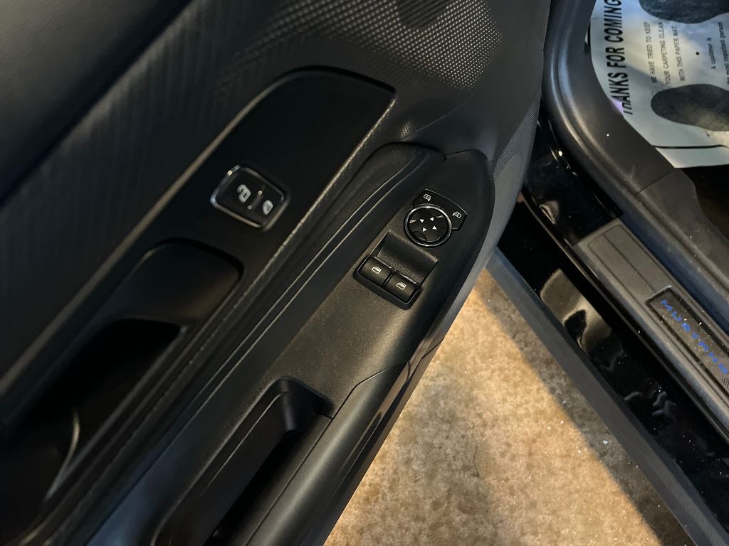 2025 Ford Mustang Dark Horse
