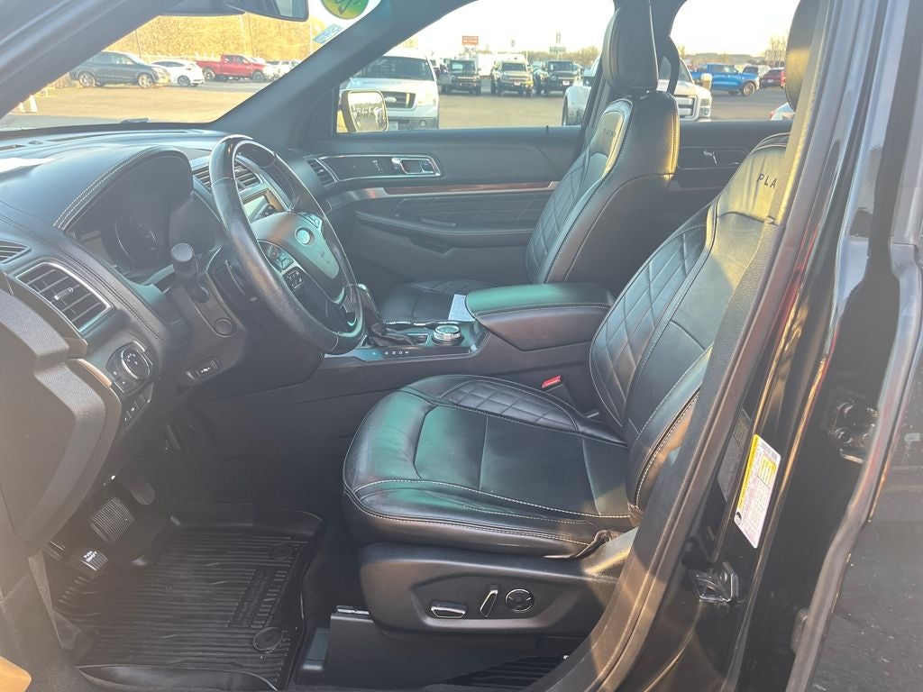 2018 Ford Explorer Platinum
