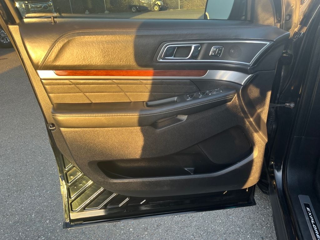 2018 Ford Explorer Platinum