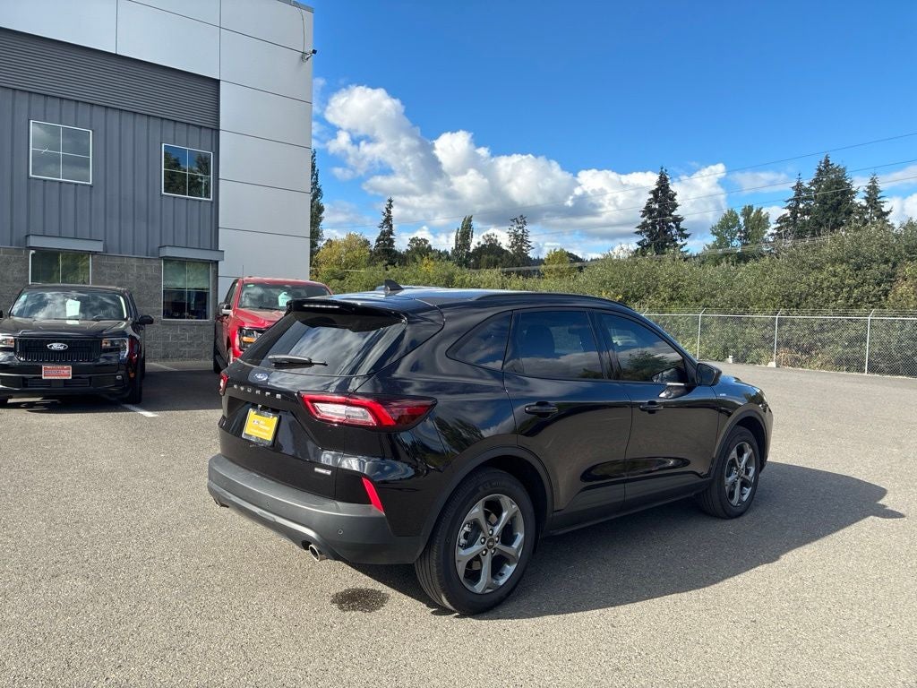 2025 Ford Escape Hybrid ST-Line Select