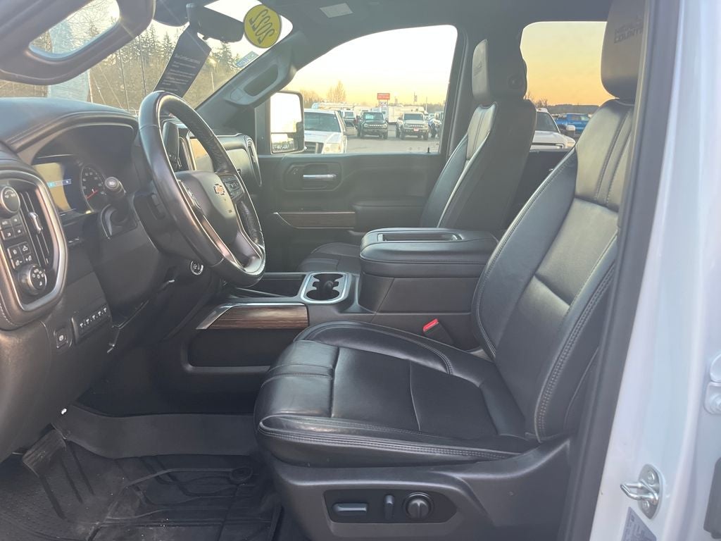 2022 Chevrolet Silverado 3500HD High Country