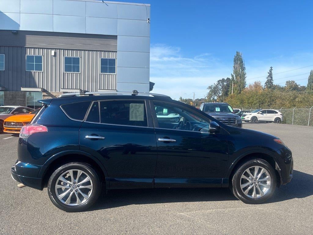 2017 Toyota RAV4 Platinum