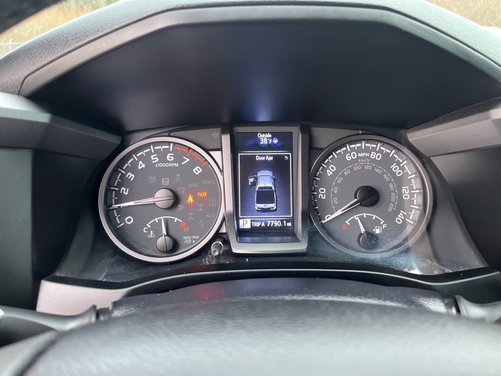 2022 Toyota Tacoma SR5 V6