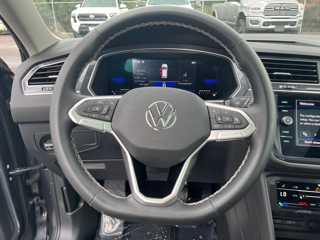 2023 Volkswagen Tiguan 2.0T SE