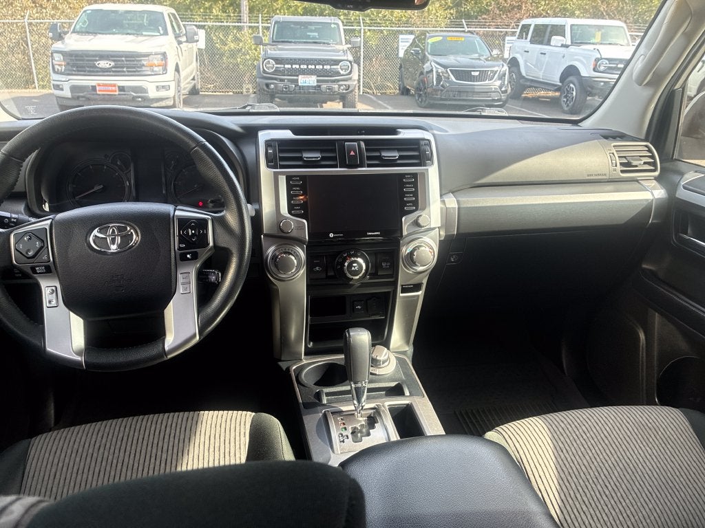 2022 Toyota 4Runner SR5