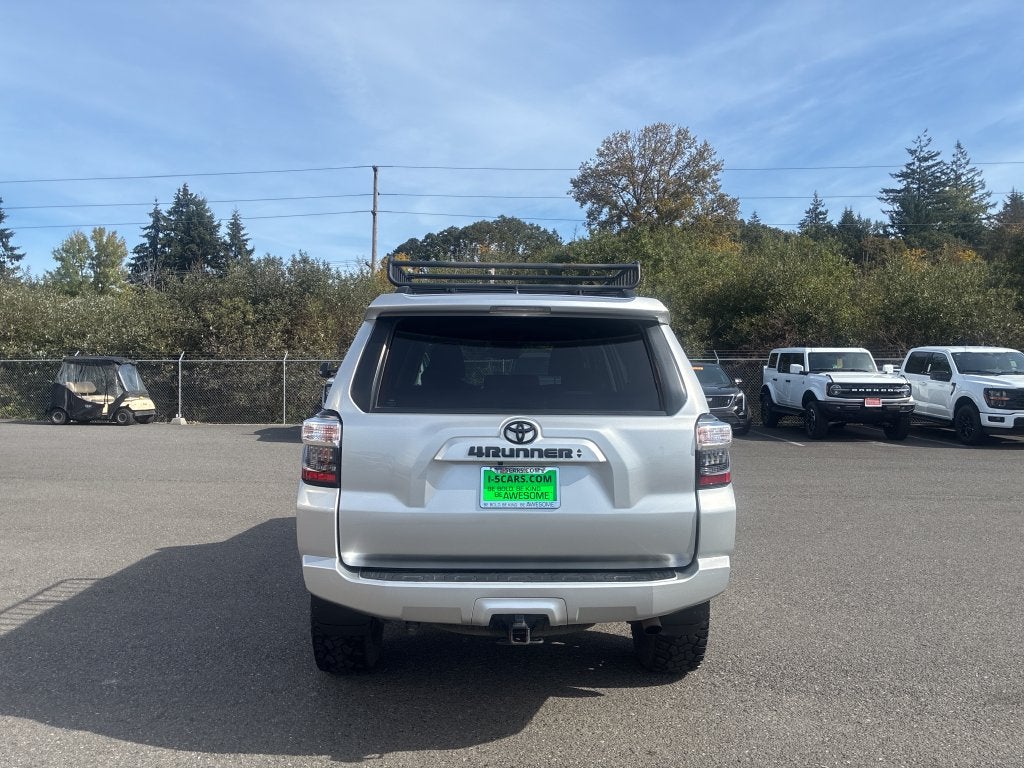 2022 Toyota 4Runner SR5